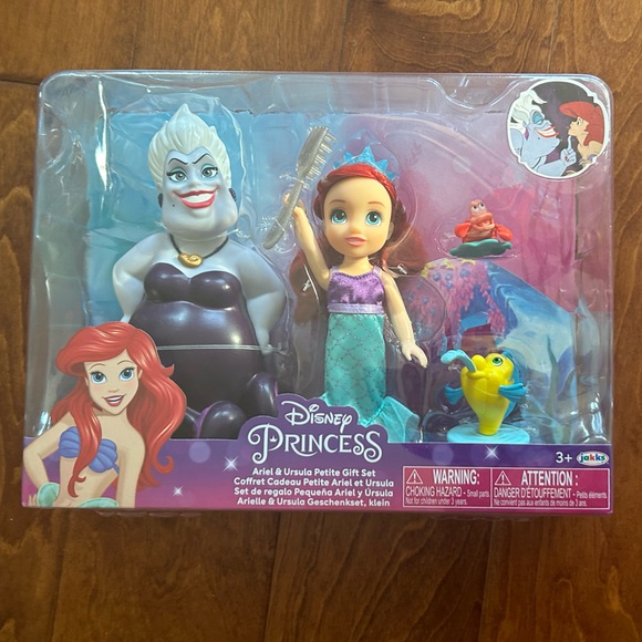 Disney Other - NWT Disney PRINCESS
Ariel & Ursula Petite Gift Set